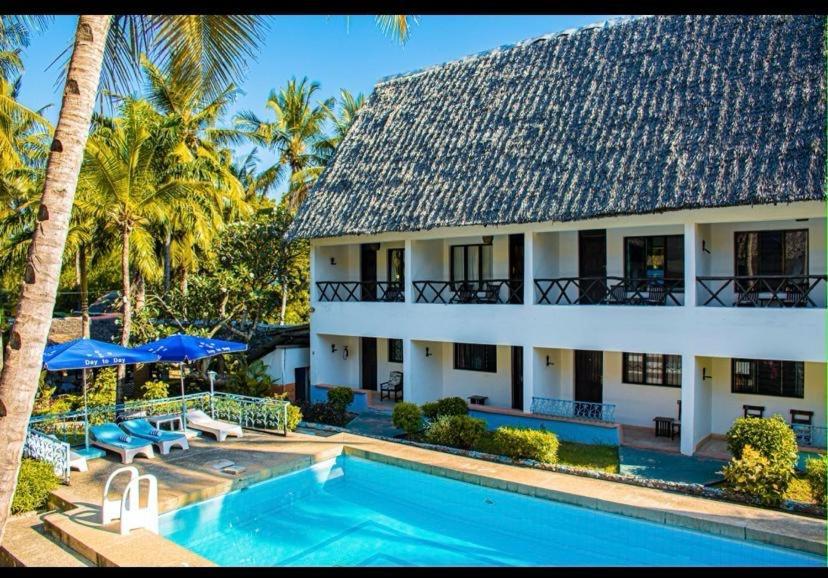 Papillon Garden Bar Villas Bamburi Exterior foto